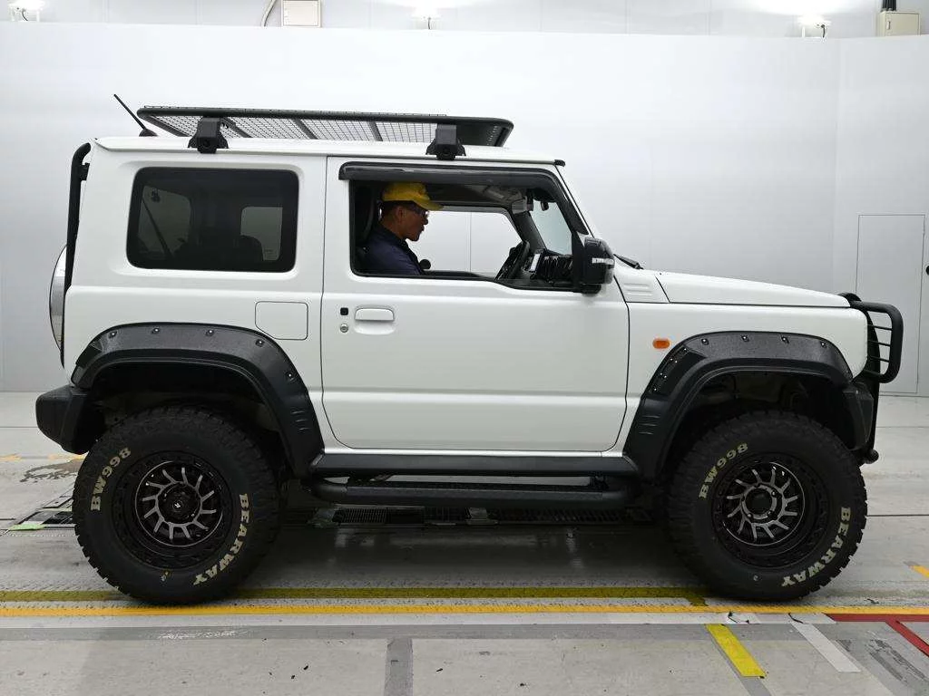 Suzuki Jimny Sierra JB74W 2023